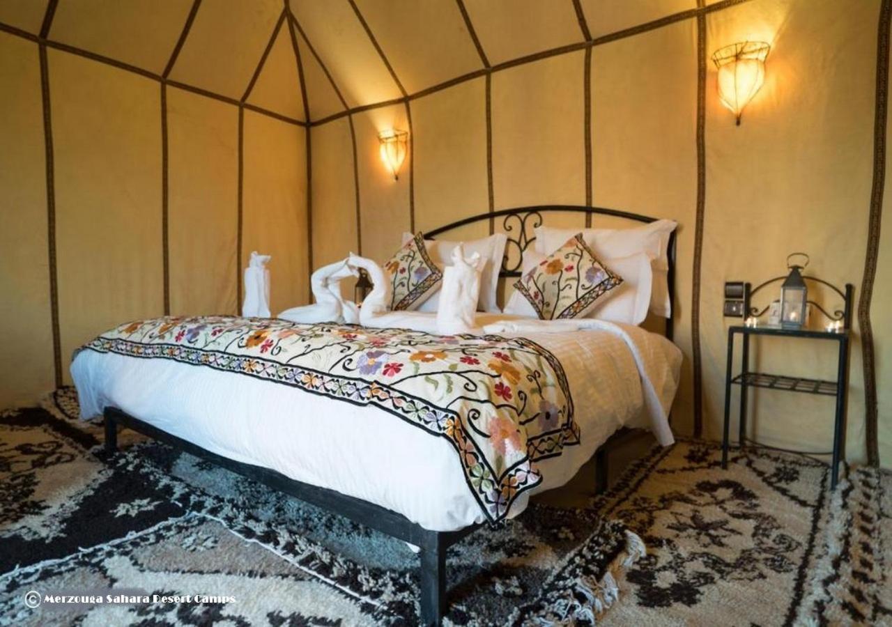 Merzouga Luxury Sahara Camps Екстериор снимка