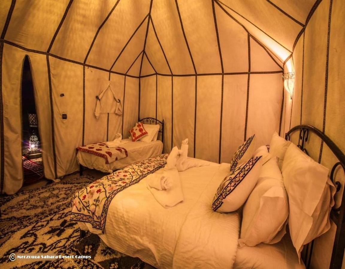 Merzouga Luxury Sahara Camps Екстериор снимка