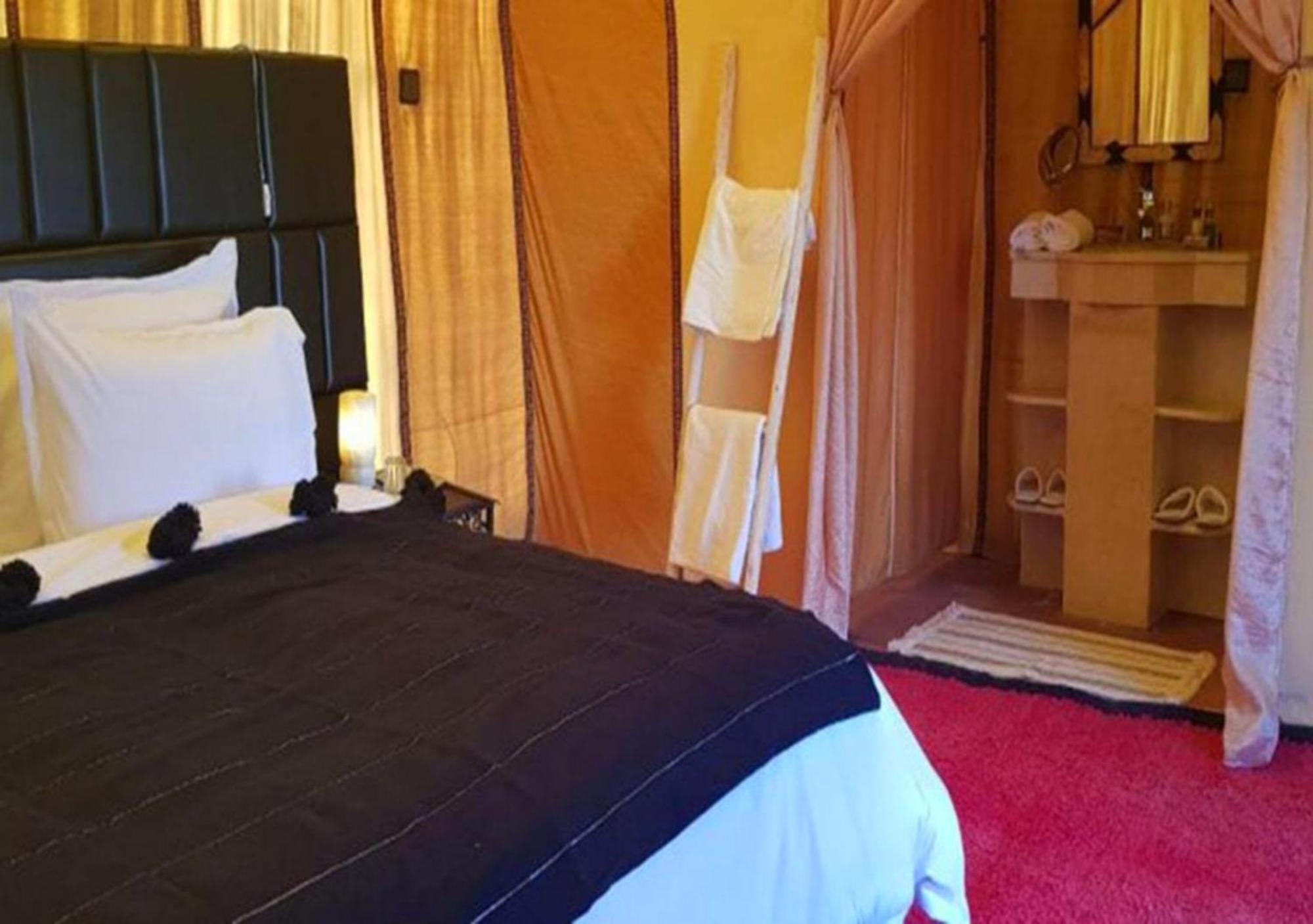 Merzouga Luxury Sahara Camps Екстериор снимка