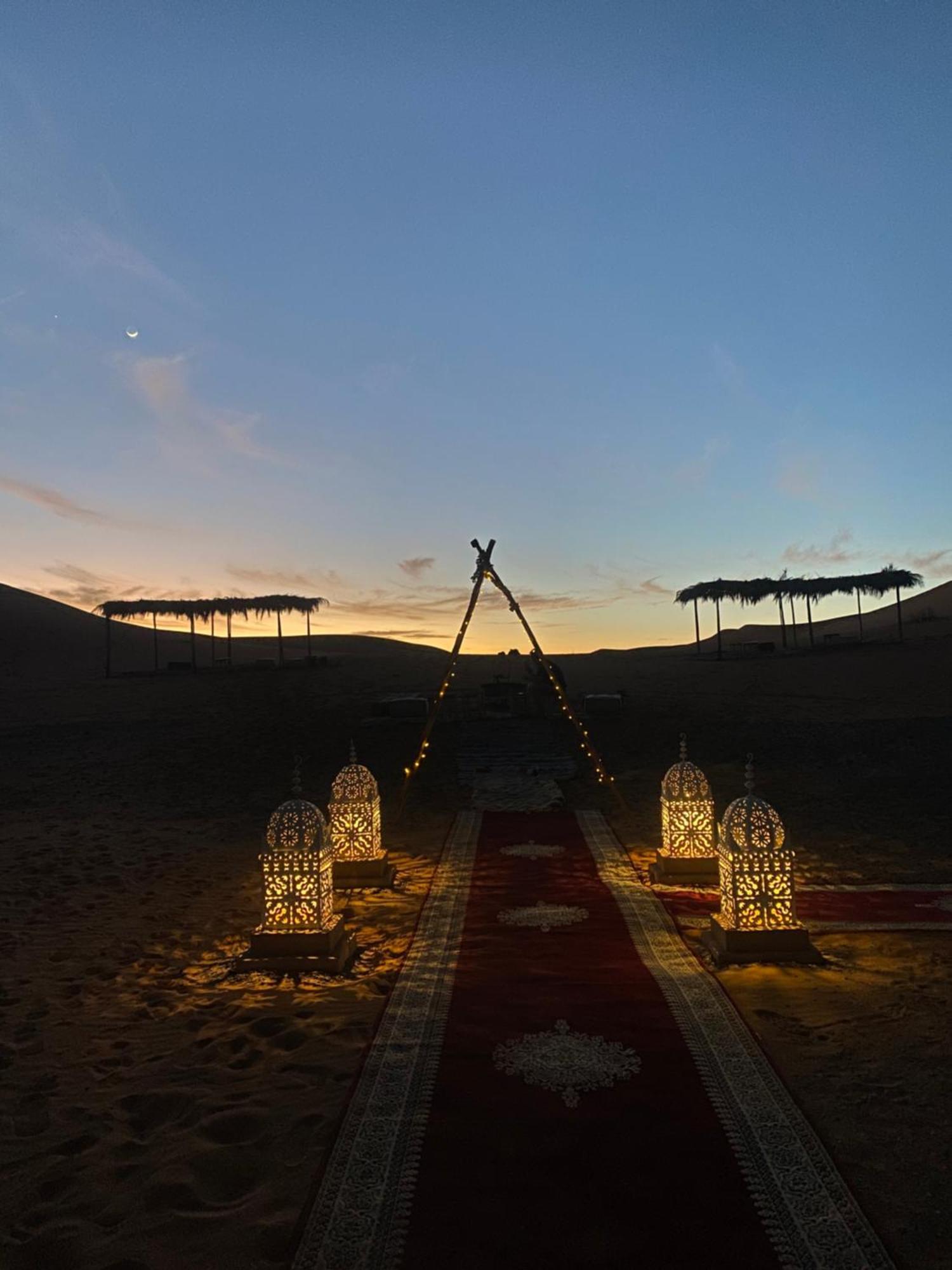 Merzouga Luxury Sahara Camps Екстериор снимка